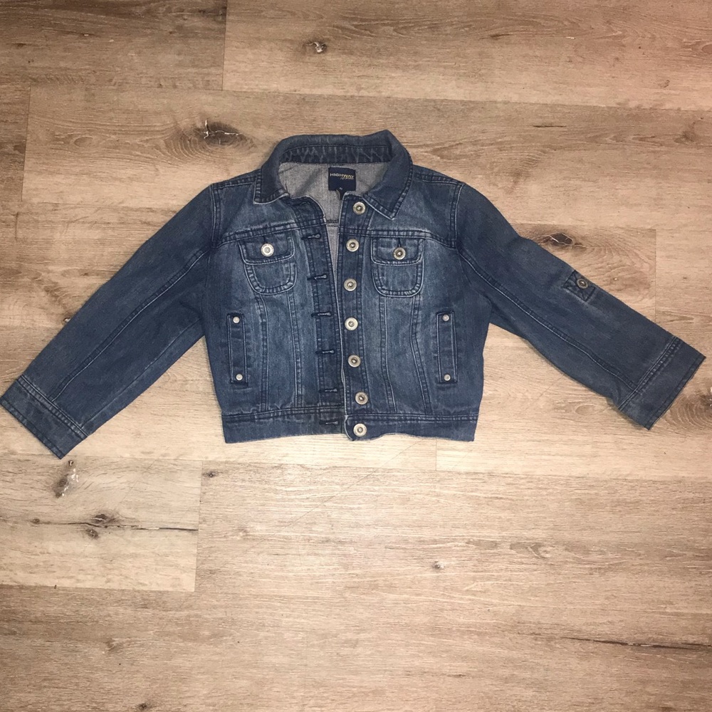 Cropped jean jacket